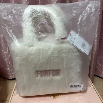 FURFUR 에코 퍼 토트백 WHT