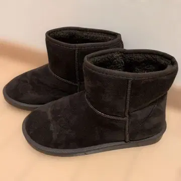 새상품급 스웨이드 다크 브라운 어그 부츠