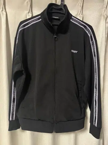 NERDY 노르디 저지 로고 테이프 셋업 블랙 S