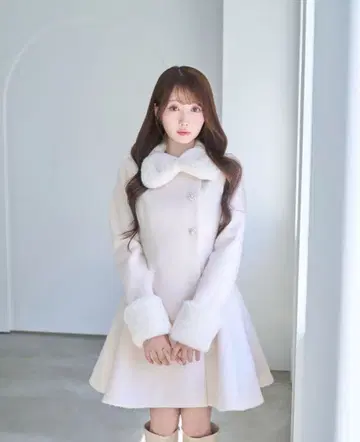로제 뮤즈 tippet set flare coat 미개봉 새상품