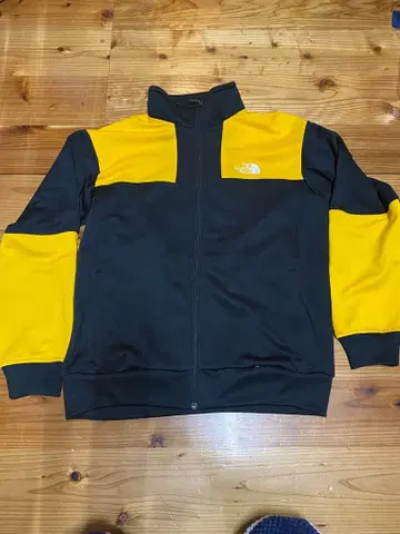 더 노스페이스 저지 상하의 세트 블랙/옐로우 컬러