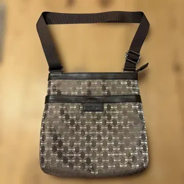 KATHARINE HAMNETT 브라운 숄더백