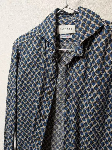 RICORZO 기하학 패턴 긴팔 셔츠