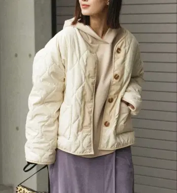 그레디 브릴리언트 노카라 보아&퀼팅 파이핑 블루종