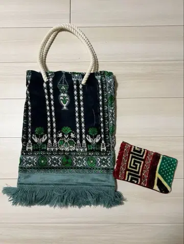 Freada 중동 백 & 파우치 프릭스스토어