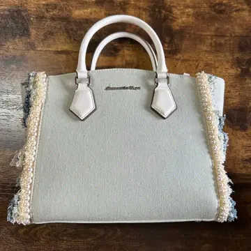 Samantha Vega 사만사베가 라이트 블루 토트백 펄 장식