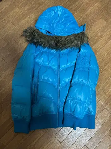 유니클로 PREMIUM DOWN JACKET L 파란색