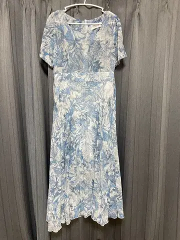 랜디 꽃무늬 반팔 원피스