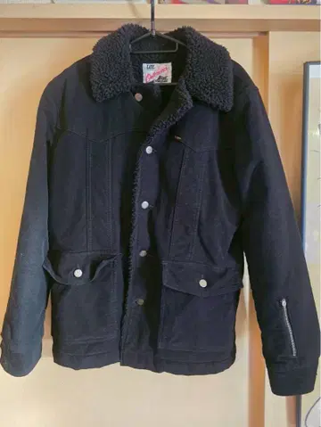 SOPH LEE 런치 코트 보아