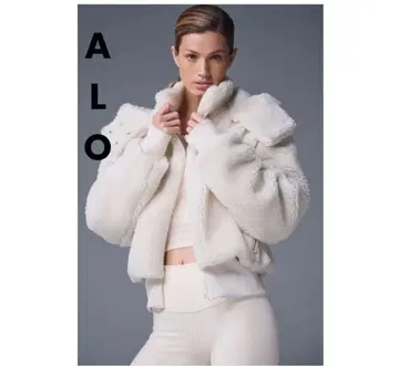 Alo Foxy Sherpa jacket 블랙