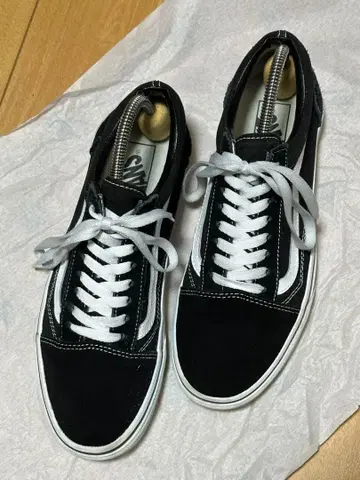 Vans 블랙 스웨이드 스니커즈