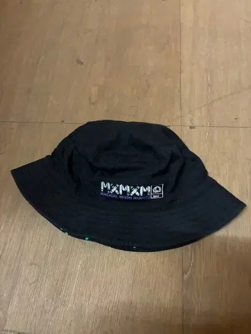 mxmxm 버킷햇 리버서블 가격 인하 가능