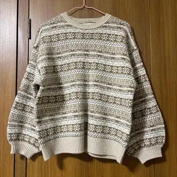 ehka sopo 노르딕 무늬 베이지 계열 긴팔 니트