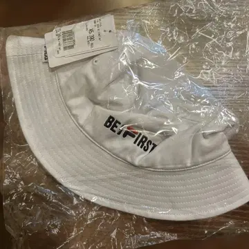 BE FIRST 버킷햇 화이트