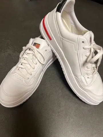 POLO SPORT 화이트 스니커즈