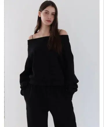 maison celon off shoulder sweat