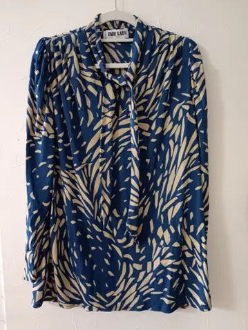 프랑스제 긴팔 셔츠 파랑과 베이지 패턴