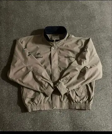 스윙탑 해외 구제 의류 자수