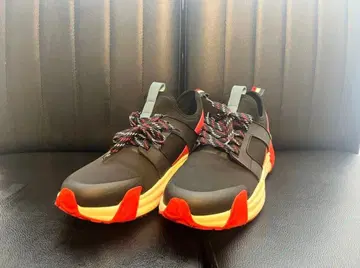 [ 26cm ] MONCLER 스니커즈 블랙/레드