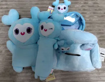 스카이블루 봉제 인형 세트 윙크 캐릭터