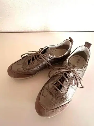 GEOX 브라운 스니커즈 36 23cm