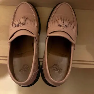 Dr. Martens 닥터마틴 에이드리안 태슬 로퍼