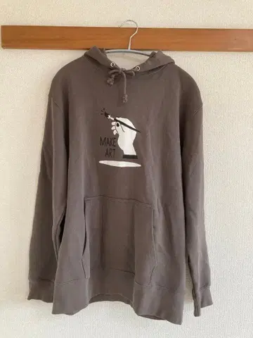 브라운 아트 프린트 후드티