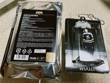 SEVENTEEN HOME 2025 아크릴 키링 WOOZI 우지