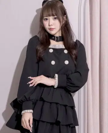 pium 초커 벨트 프릴 상의