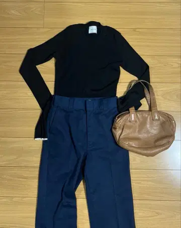 BEIGE. 블랙, 리브 니트