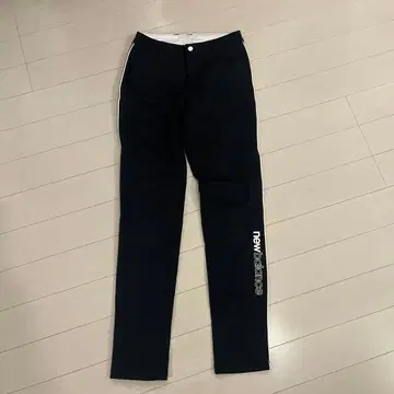 new balance 블랙스 슬림핏 팬츠