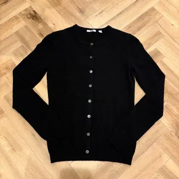 새상품급 UNIQLO 유니클로 캐시미어 100% 가디건 S 블랙