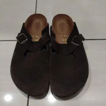 BIRKENSTOCK 샌들