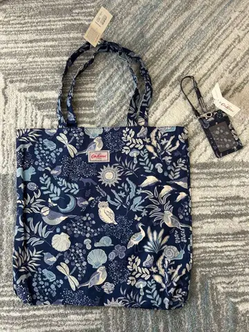 [ 새상품 ] 캐스키드슨 토트백과 ID 홀더 세트 마법 같은 메모리즈