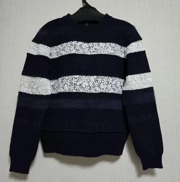 [ 새상품급 ] 체스티 보더 레이스 니트