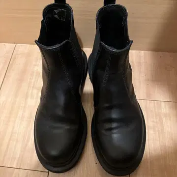 닥터마틴 첼시 부츠