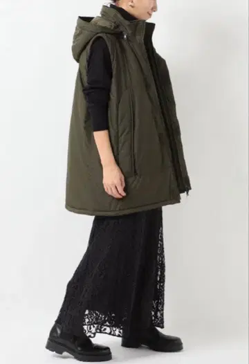 [ WILDTHINGS ] 별주 몬스터 후드 베스트 FRAMeWORK