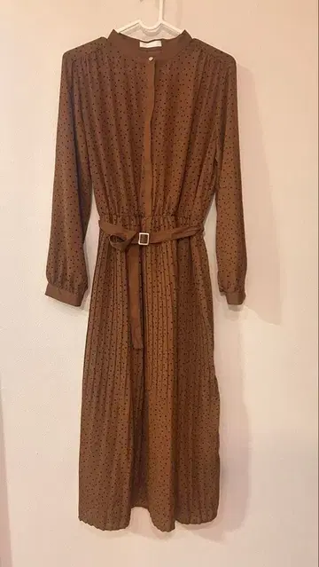 브라운 도트 무늬 긴팔 원피스 M 사이즈