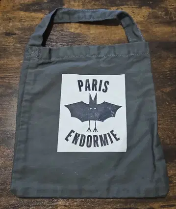 새상품 메종 드 리 미니 토트백 뱃 디자인 토트백