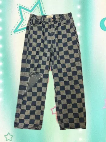 체크 무늬 데님 팬츠 (데미지 있음)