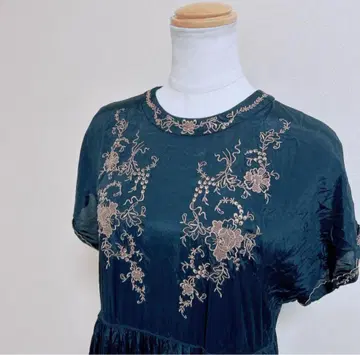 CLANE 자수 롱 개더 원피스