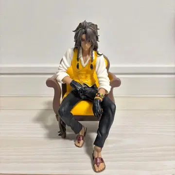 트위스테 레오나 피규어