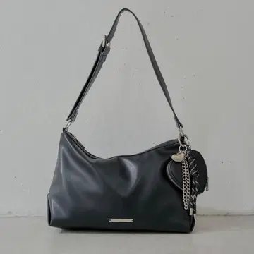 Chico 참 포함 미디엄 백 블랙