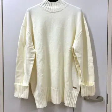 [택 포함 새상품] PALM RICHE 포름리슈 하이넥 니트 스웨터