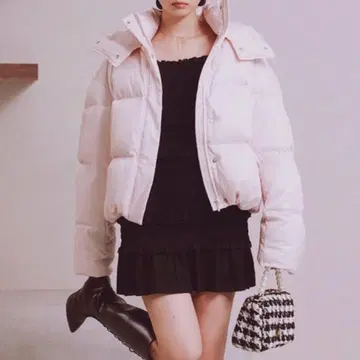 rienda 후드 부착 숏 다운 자켓 핑크