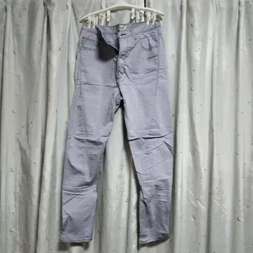 DOUBLE NAME 라이트 그레이 슬림핏 치노 팬츠