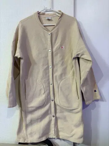 Champion 베이지 롱 코트