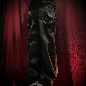 아카이브계 입체 포켓 와이드 실루엣 팬츠 블랙 v계 시크 스타일 lgb풍