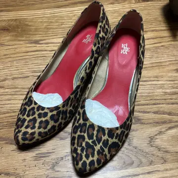 KIBERA 레오파드 무늬 펌프스 M 24