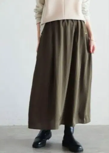 NOMBRE IMPAIR 플레어 스커트